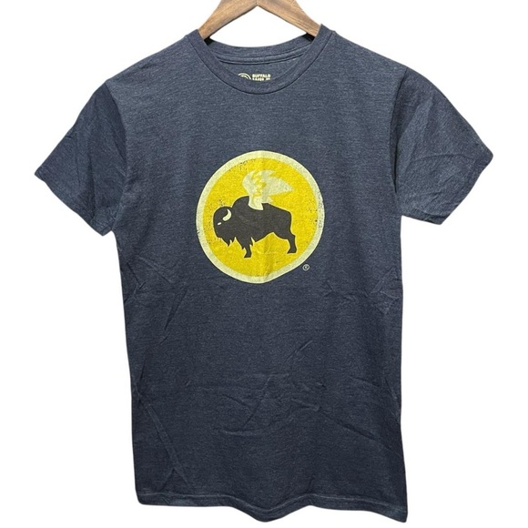 buffalo wild wings front graphic short sleeve crewneck casual work T-shirt tee - Picture 1 of 4